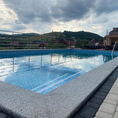 Greku Hotel Bukovel Exteriör bild