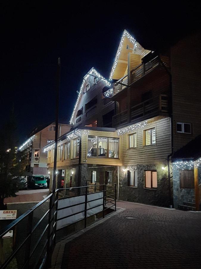 Greku Hotel Bukovel Exteriör bild