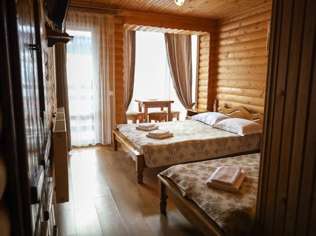 Greku Hotel Bukovel Exteriör bild